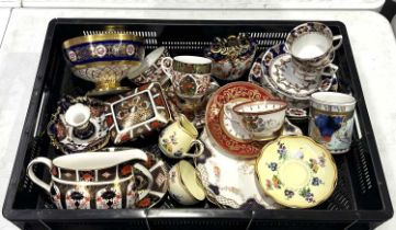 A collection of English ceramics to include Royal Crown Derby Imari pattern trinket box and cover