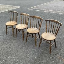 Four lath-back dining chairs, on turned supports (4)