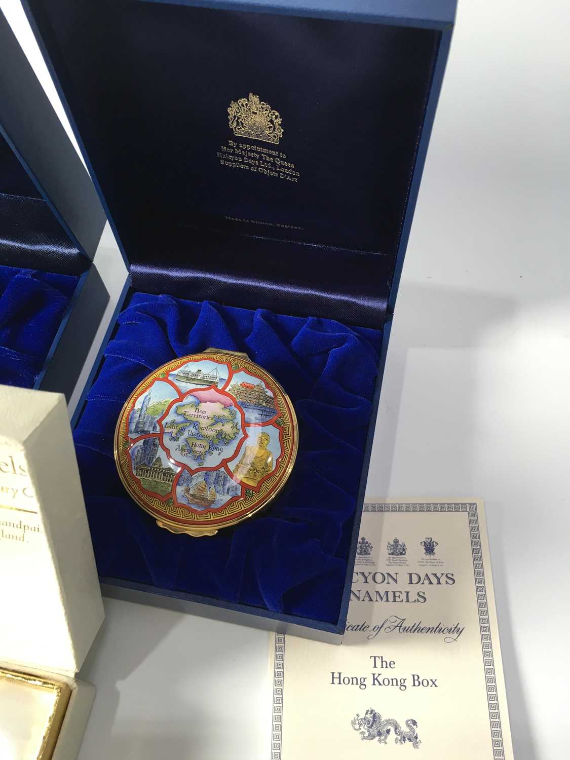 A Halcyon Days limited edition enamelled box, cylindrical form, commemorating the transfer of Hong - Image 2 of 2