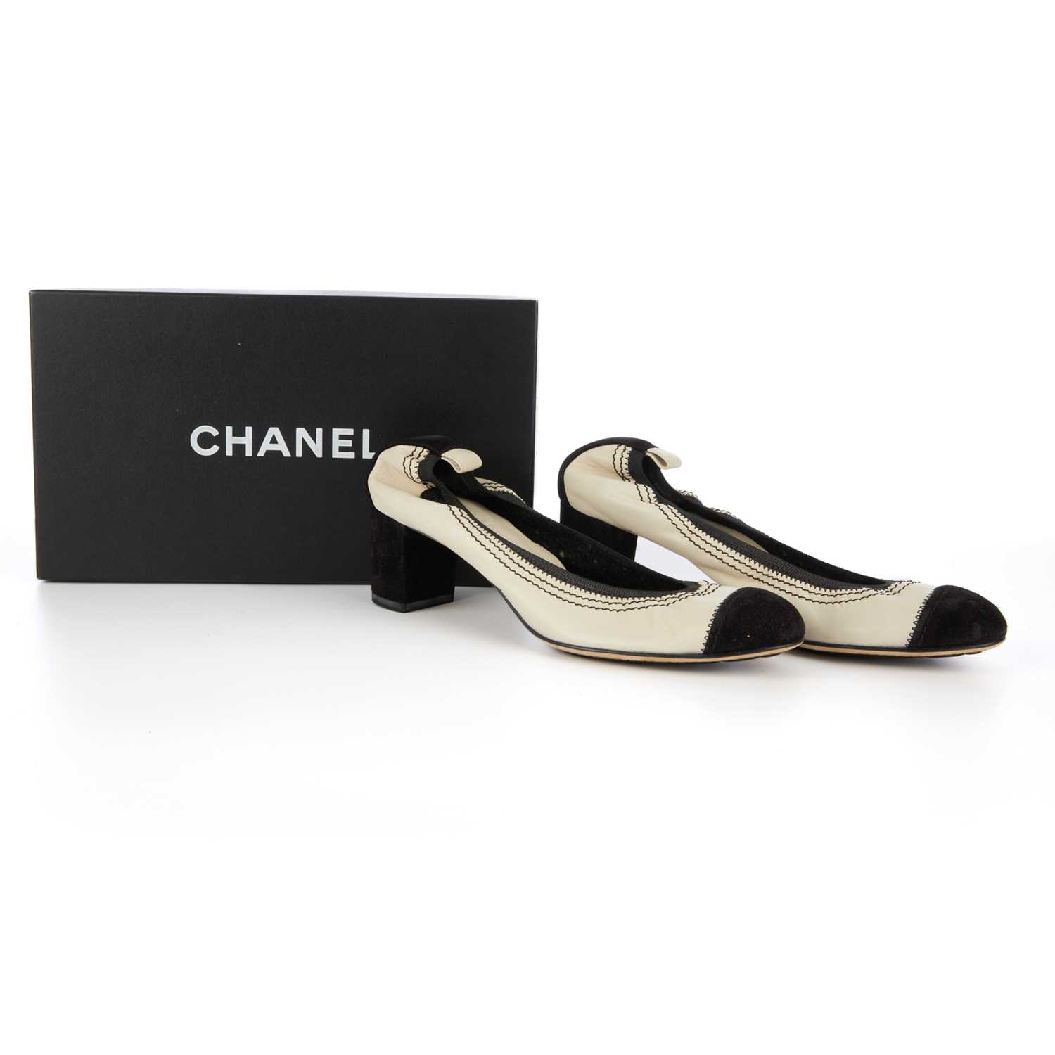 Chanel, an unworn pair of elasticated heeled pumps, designed with cream leather uppers with black - Image 4 of 4