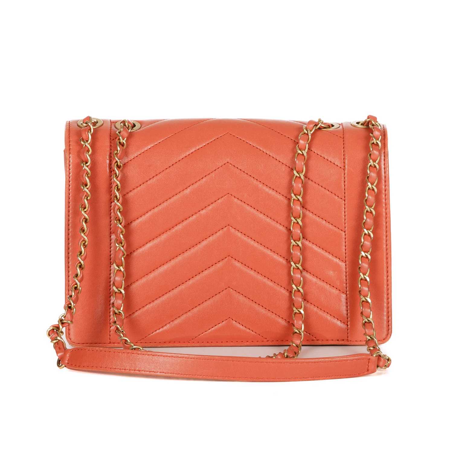 Chanel, a Reversed Chevron Envelope Flap handbag, crafted from peach lambskin leather, with - Image 2 of 4