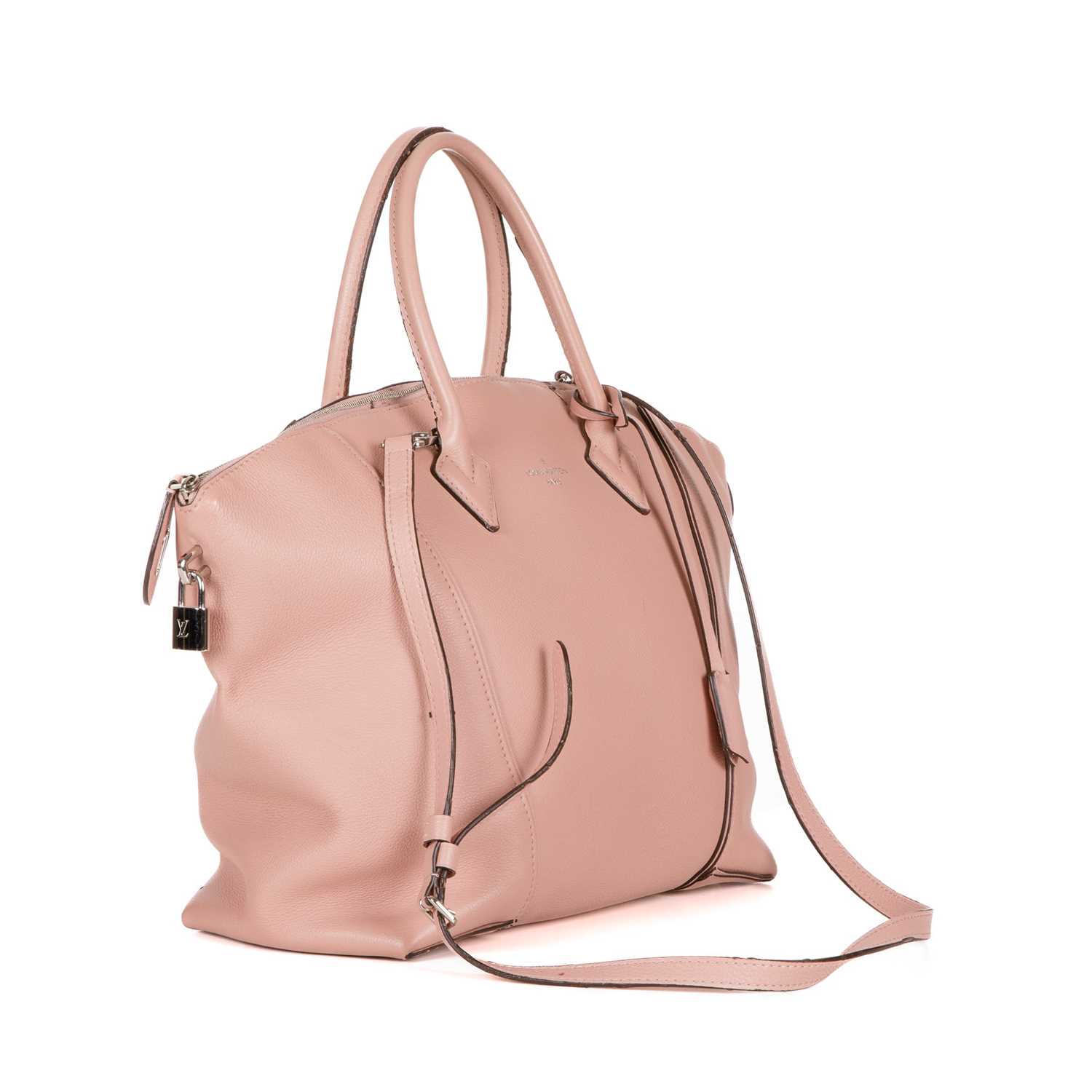 Louis Vuitton, a Lockit MM Parnacea handbag, crafted from magnolia pink leather, featuring - Image 3 of 4