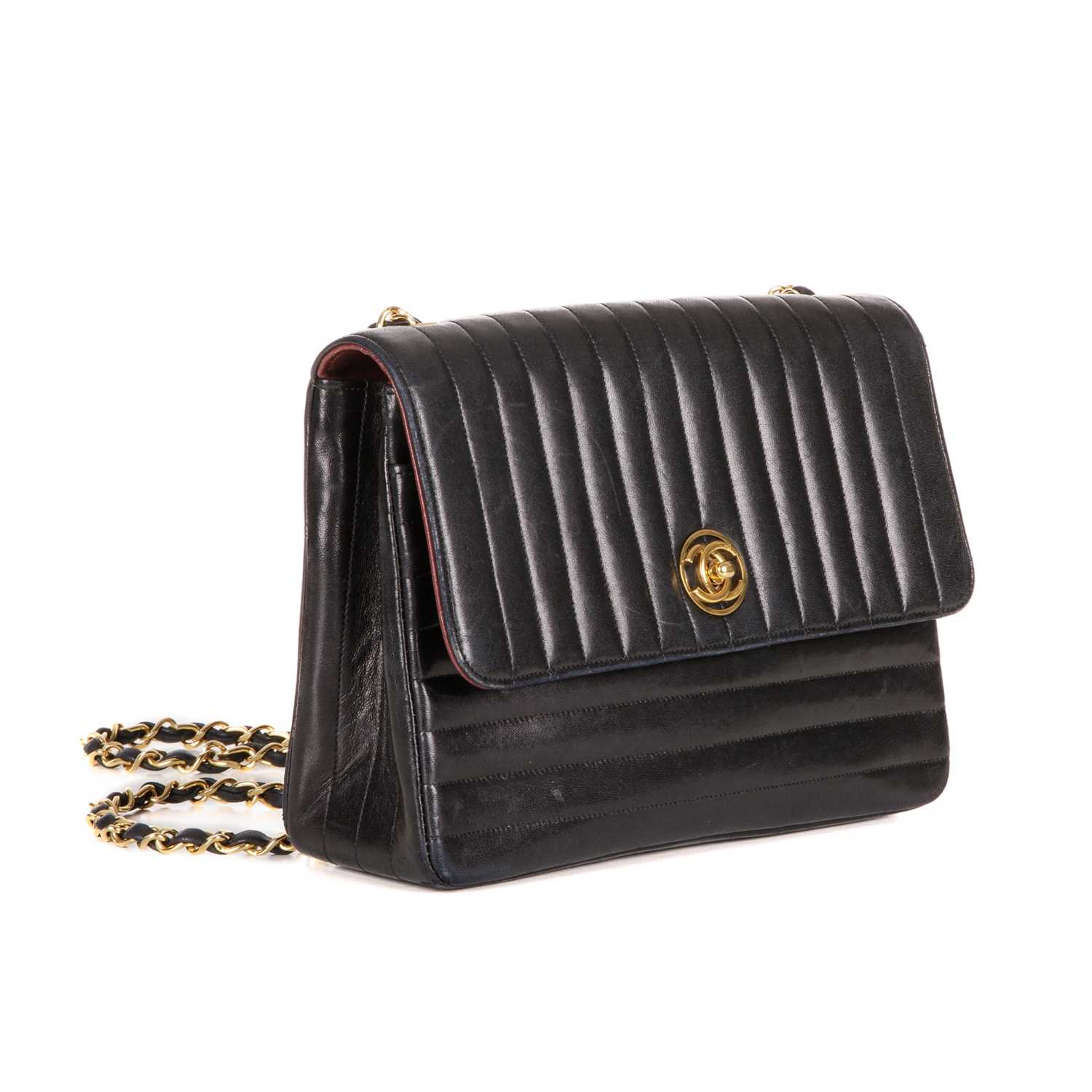 Chanel, a vintage quilted Single Flap handbag, featuring a vertical quilted black lambskin leather - Image 2 of 4