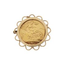 Elizabeth II, a gold full sovereign coin brooch