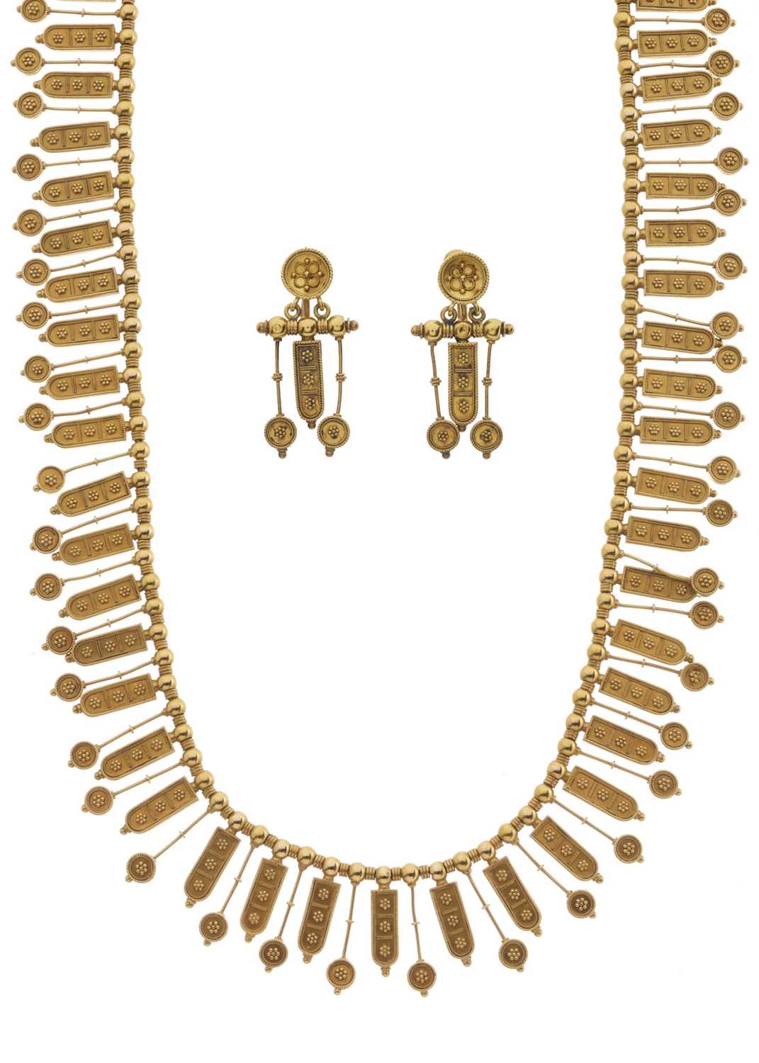 Castellani (attrib.), a very fine late 19th century gold Etruscan Revival fringe necklace