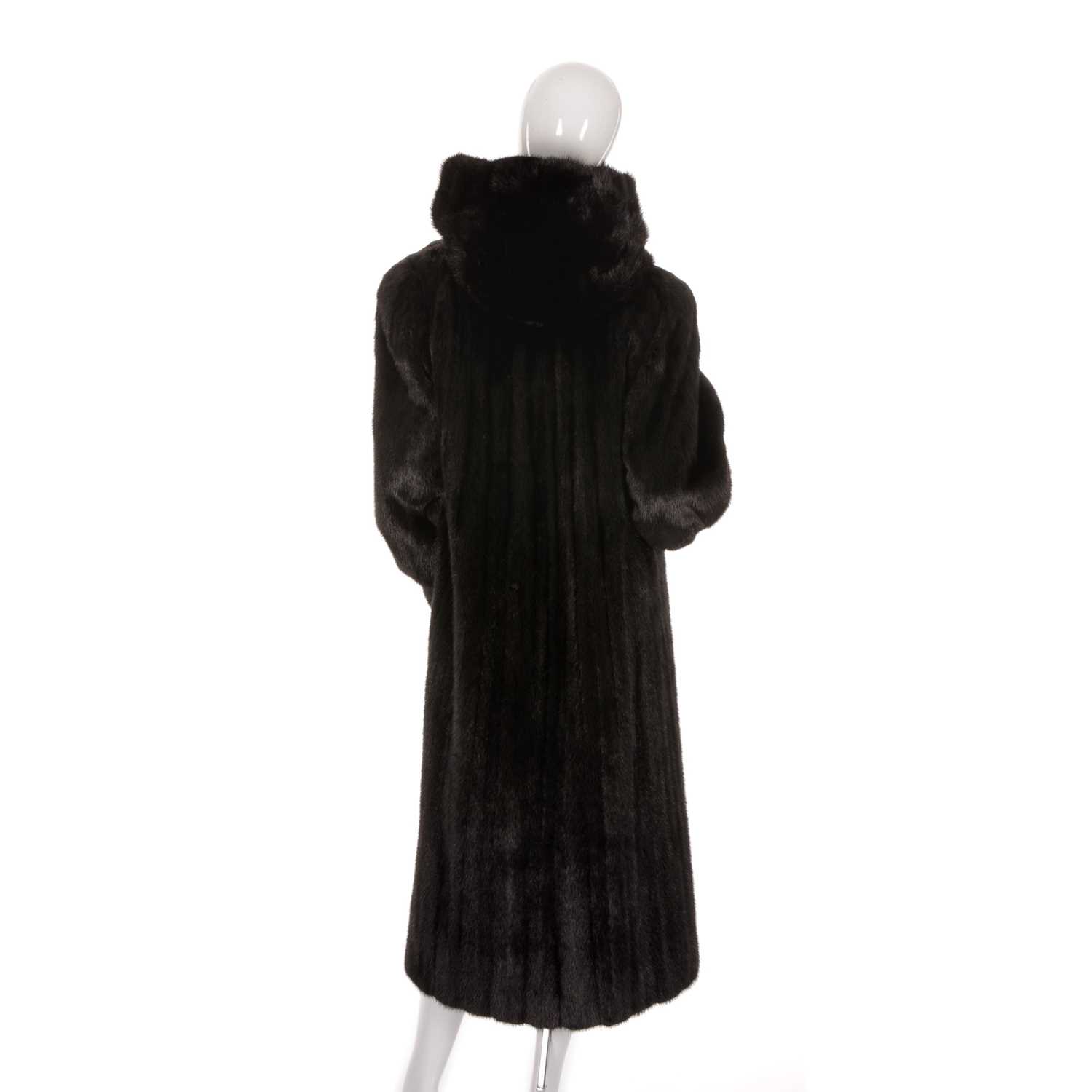 A full-length black mink hooded coat, featuring hook and eye clip fastenings, fitted cuffs, a - Image 3 of 4