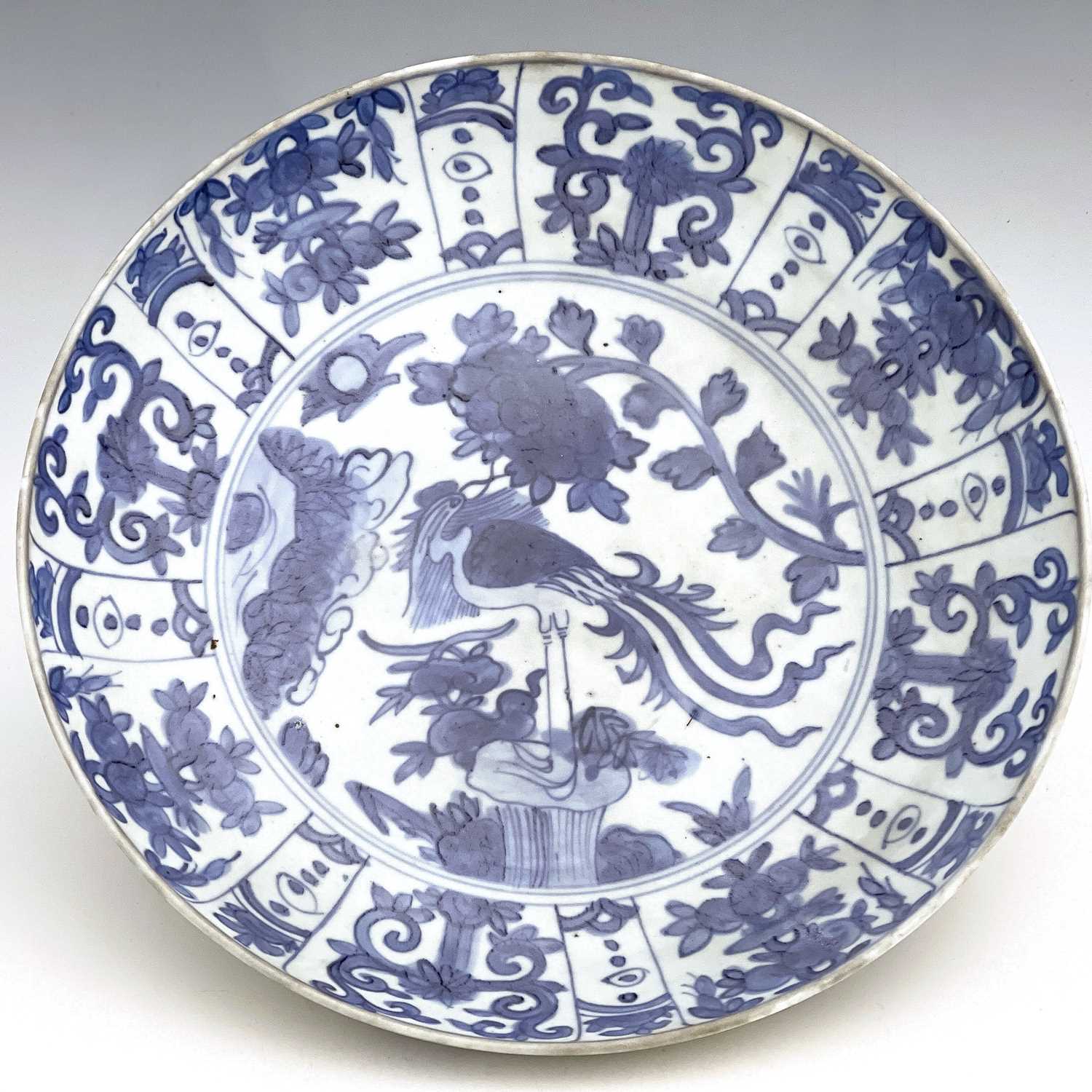 A Chinese famille verte dish, Ming, circular form, painted with a central landscape within an iron - Image 3 of 5