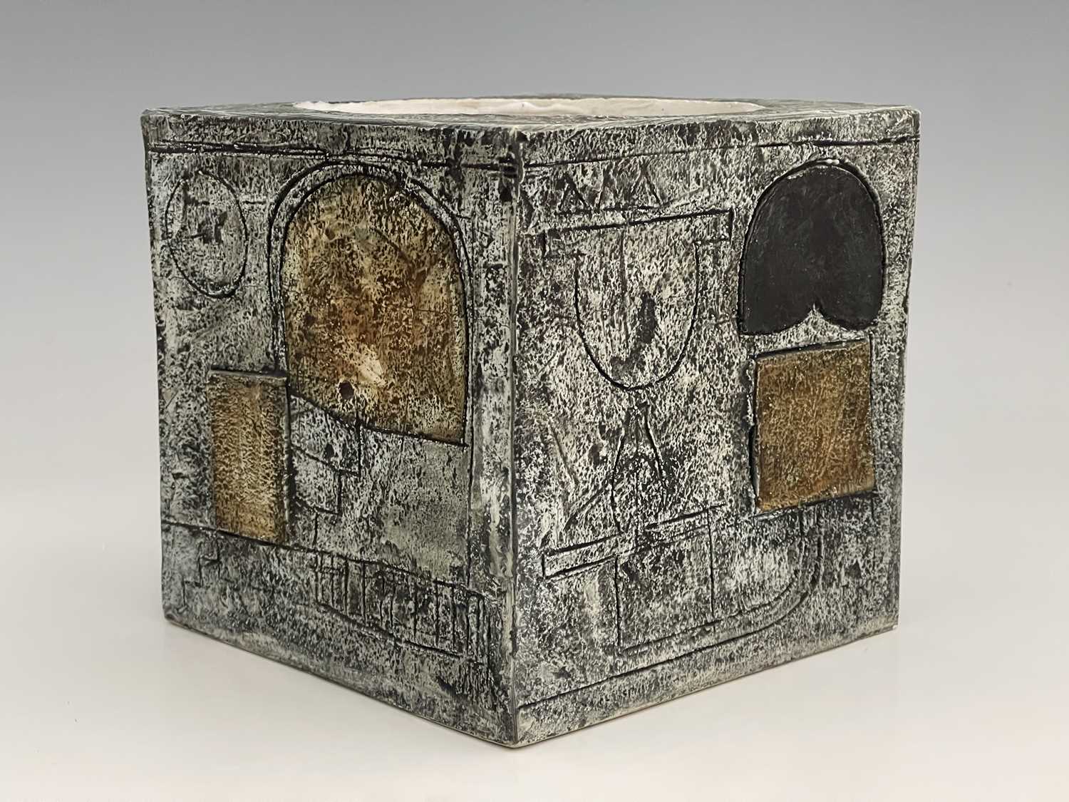 Marilyn Pascoe for Troika, an art pottery cuboid planter, textured in relief and incised with