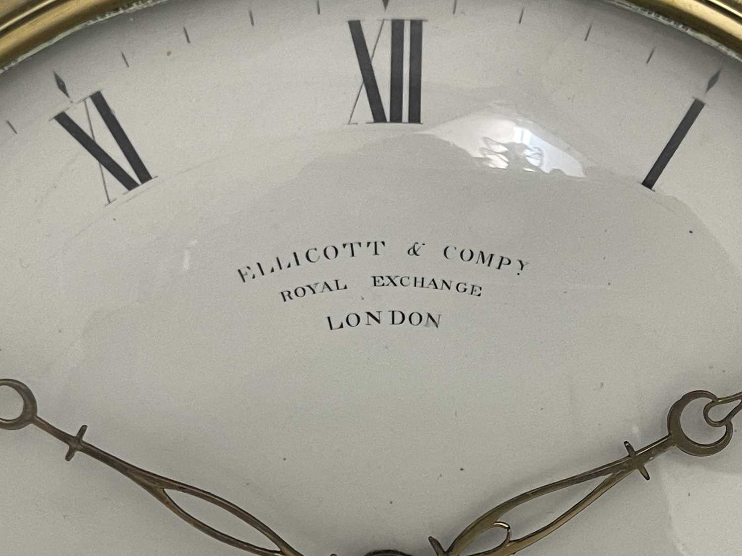 Ellicott & Company, Royal Exchange, London, a Regency mahogany bracket clock, arched case with brass - Bild 3 aus 7