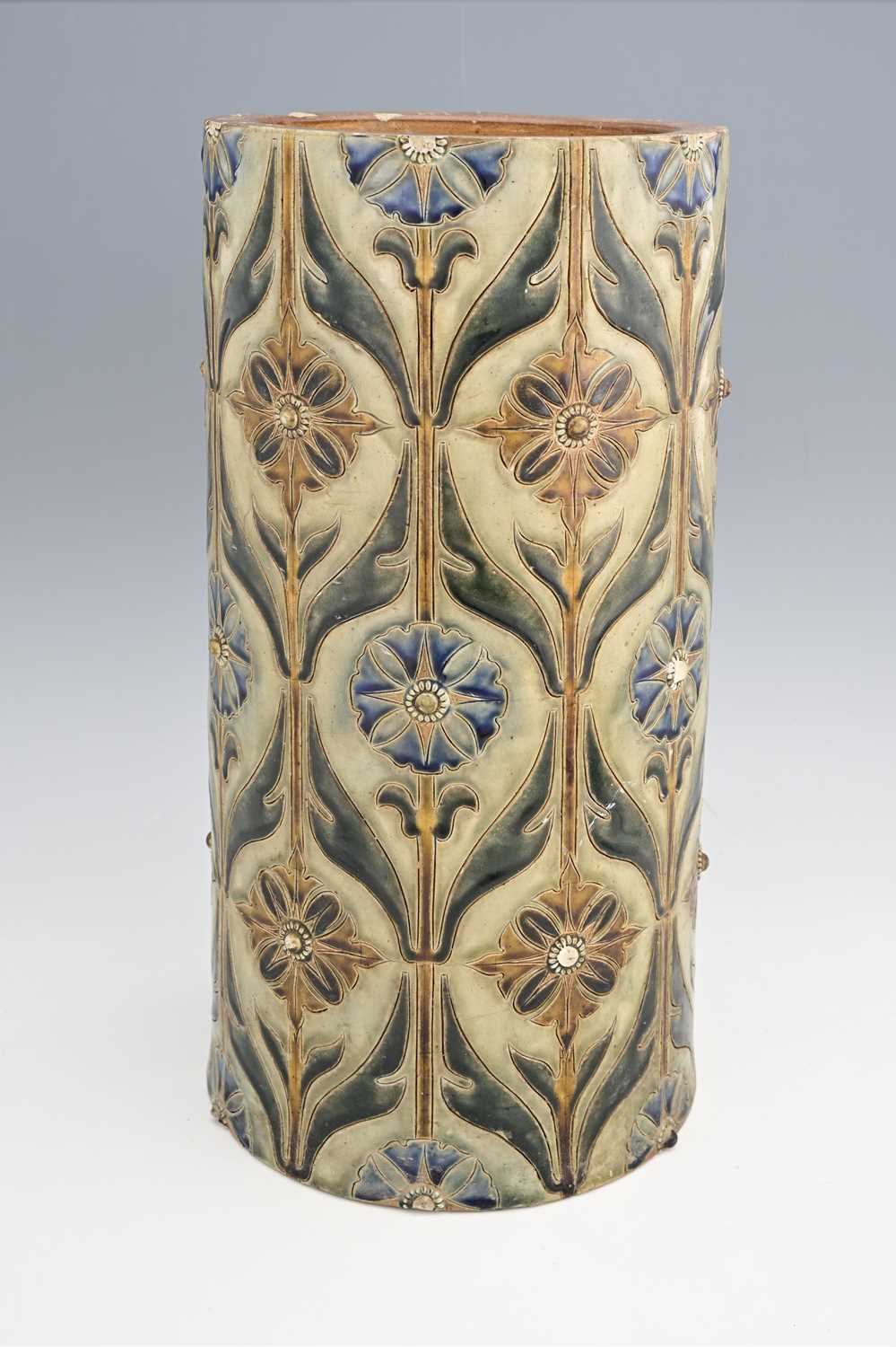 A Doulton Lambeth decorative stoneware pipe section, circa 1870s, sgraffito decorated with geometric - Bild 4 aus 5