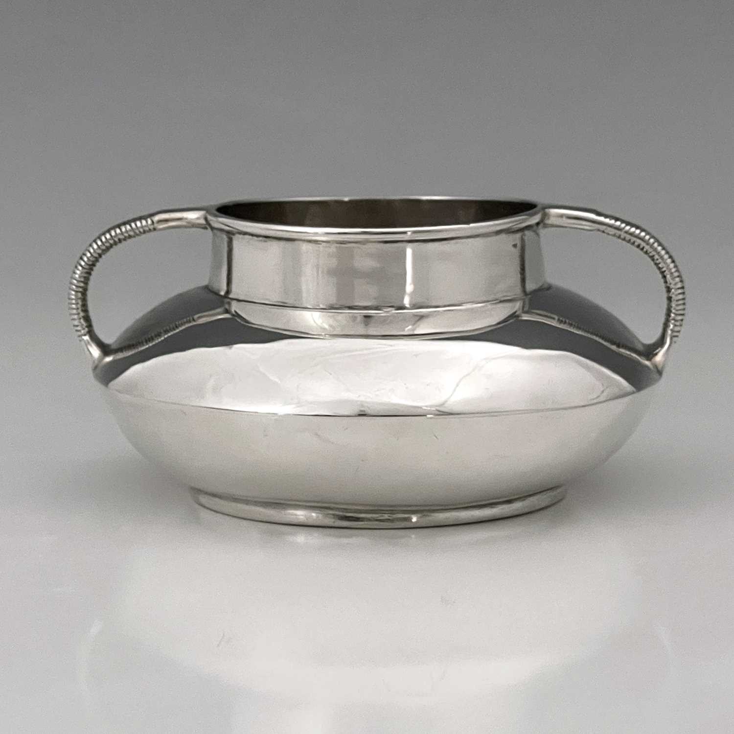 An Arts and Crafts silver twin handled bowl, Henry Hobson and Sons, Birmingham 1909, squat ovoid - Image 2 of 6