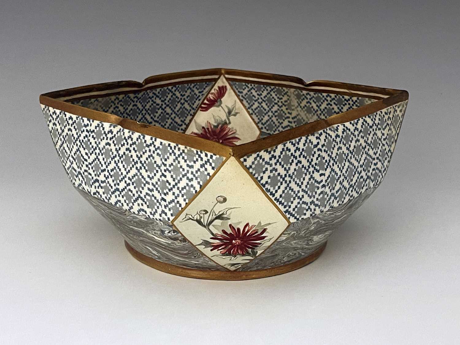 A Doulton and Rix Marqueterie ware bowl, square rim with diamond panel corners painted with - Bild 7 aus 8