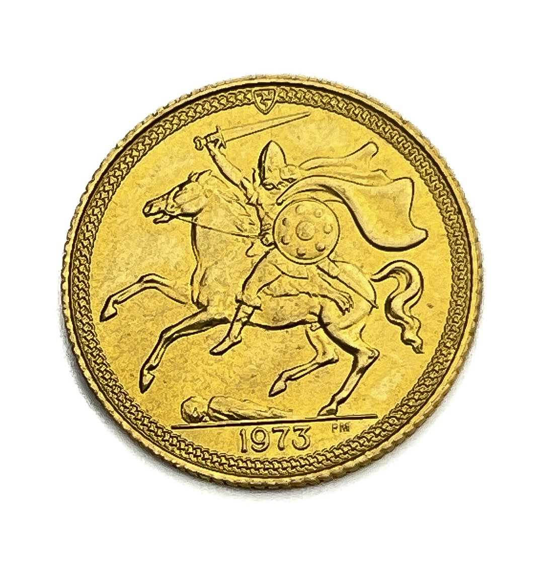 Isle of Man, Half Sovereigns, 1973 (2) - Image 2 of 4