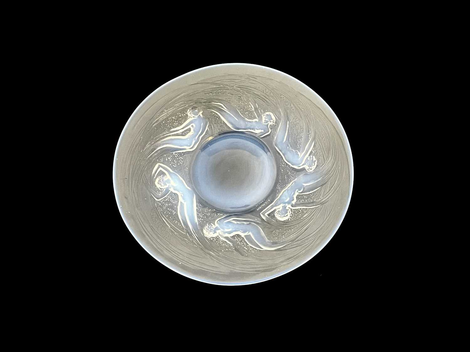 Rene Lalique, an Ondines opalescent glass plate, model 3003, designed circa 1921, frosted and - Image 4 of 6