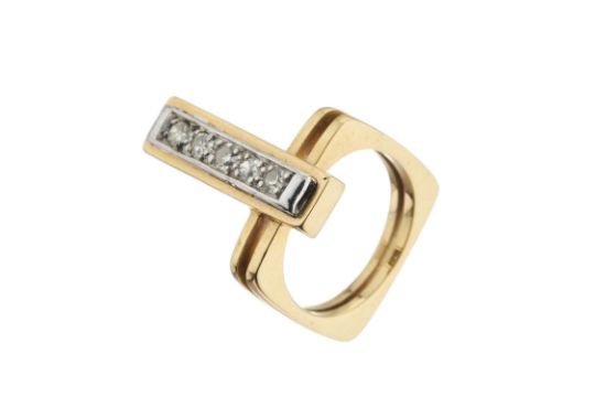 A mid 20th century gold diamond dress ring - Image 3 of 3