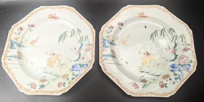 A pair of 18th century Chinese plates depicting child riding an ox, D.22cm