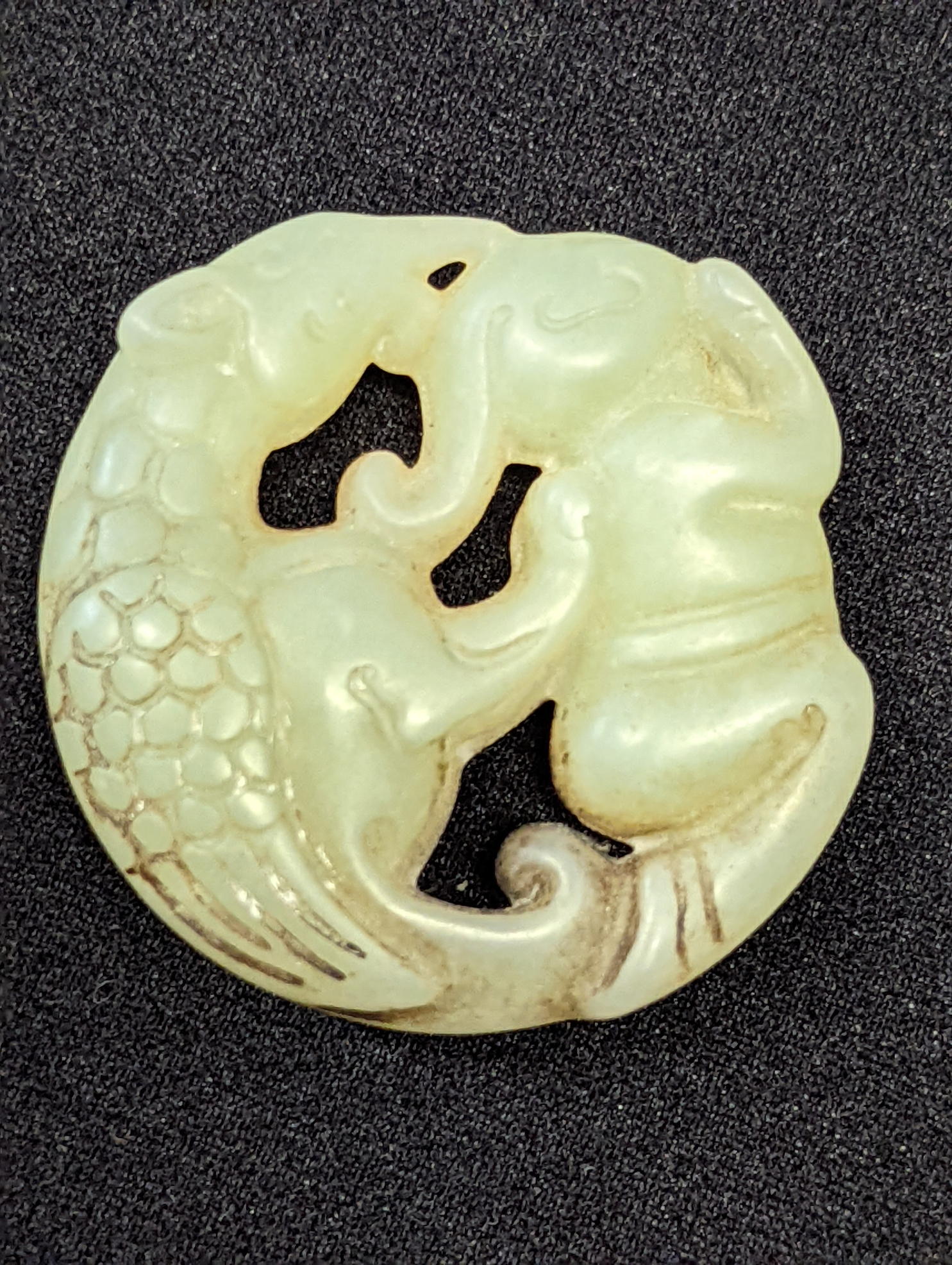An 18th century Chinese jade carving of a pangolin and a rabbit, D.5cm - Image 2 of 2