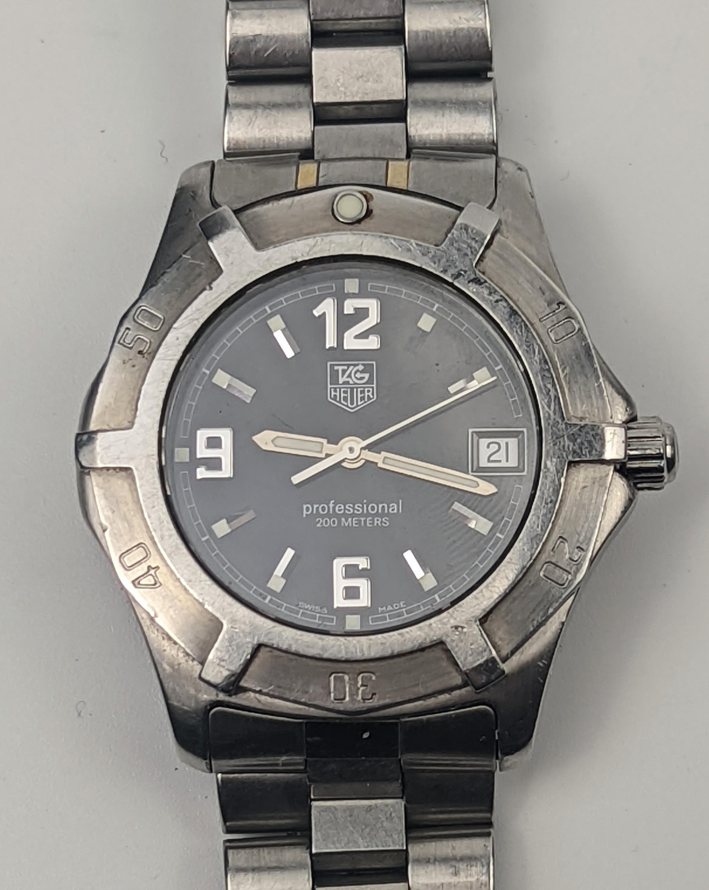 Tag Heuer gents watch, 2000 series, professional 200m WN1110, 1990s, stainless steel strap, personal