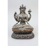 Avalokitesvara- Chenrezig, vierarmige Gottheit, Silber, wohl 19. Jh.