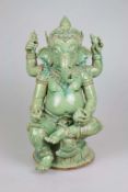 Große Keramikfigur des Ganesha