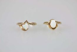 2 Ringe mit Opal, 9K und 14K Gold