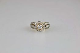 14K Fabiani Ring mit 1 Brillanten und Diamantbesatz
