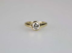 14K GG Solitärring mit Brillanten