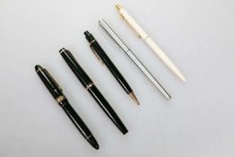 Konvolut von 5 Montblanc Stiften