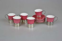 Set von 6 Teebechern in Silberhaltern