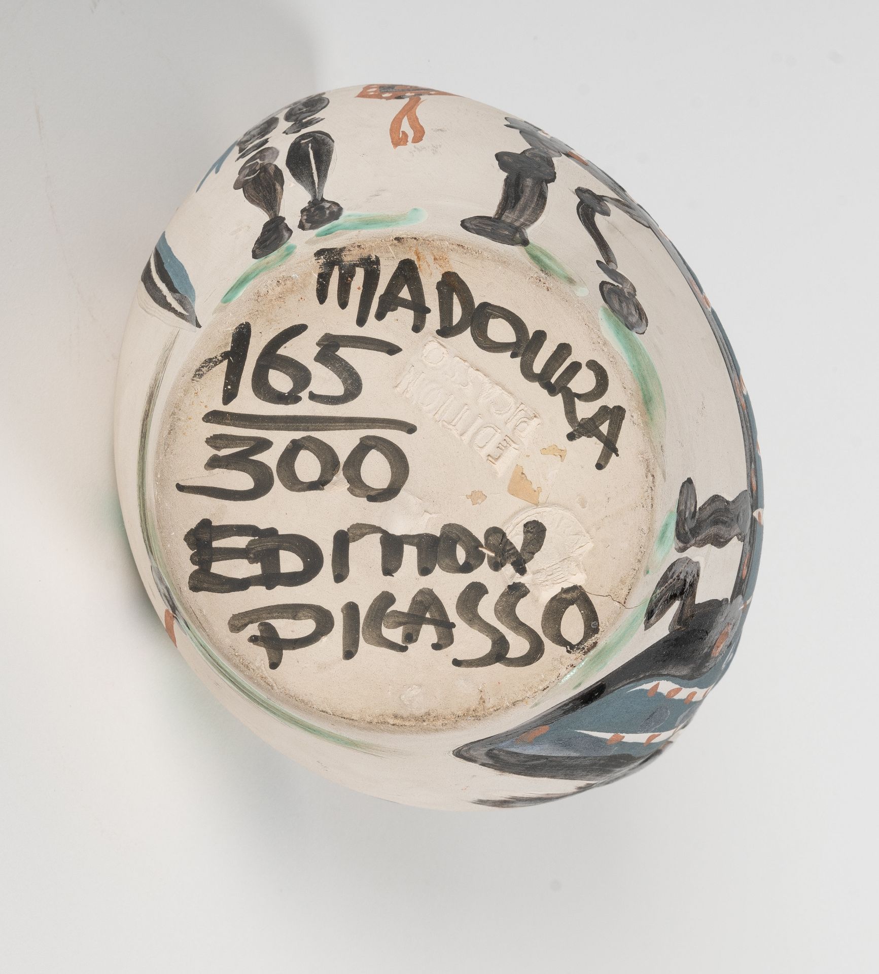 Pablo Picasso (1881 Málaga - Mougins bei Cannes 1973) – Cavalier et cheval.Ceramic jug. White clay - Image 6 of 6