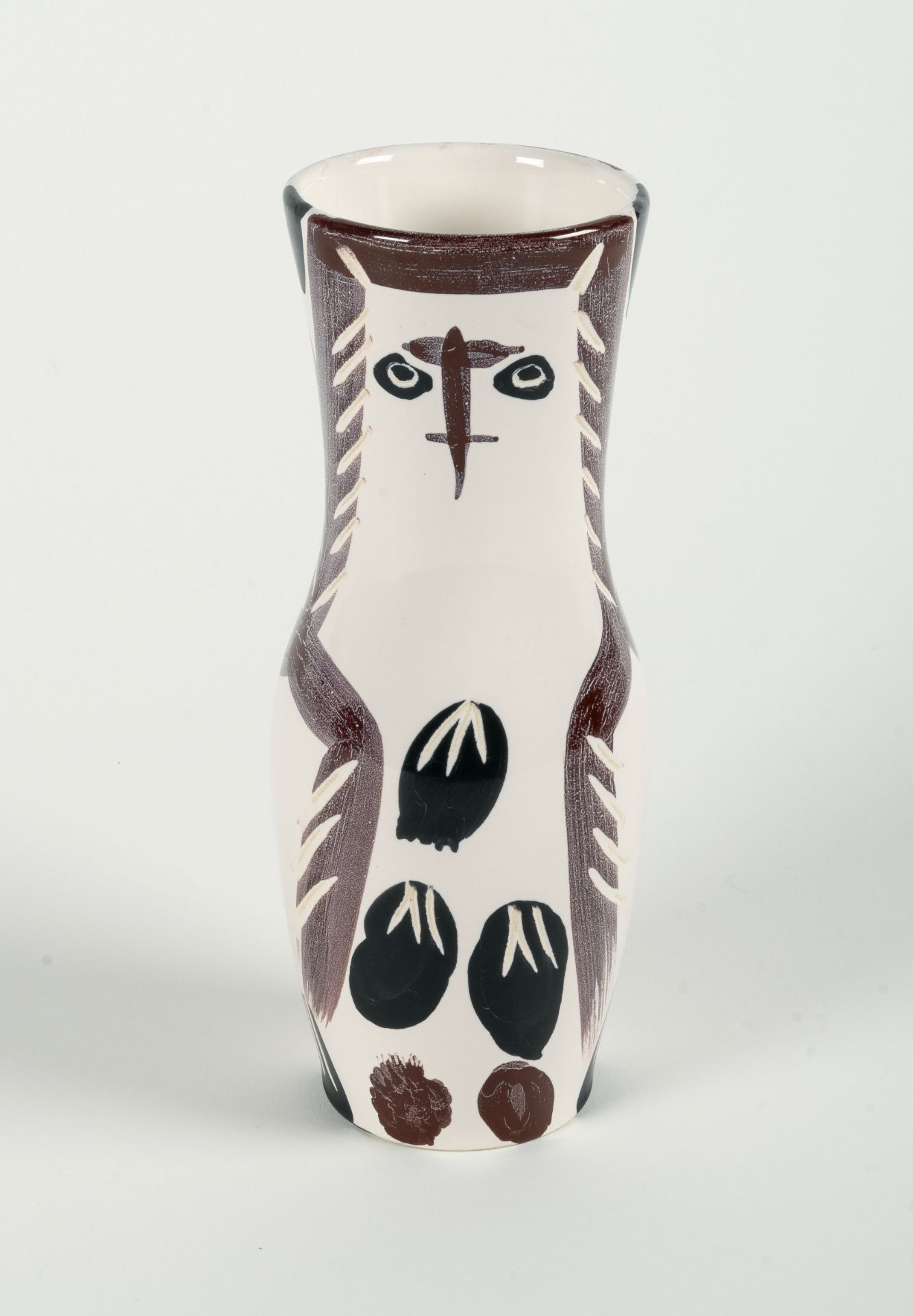 Pablo Picasso (1881 Málaga - Mougins bei Cannes 1973) – Jeune hibou des bois.Ceramic vase. White - Image 3 of 5