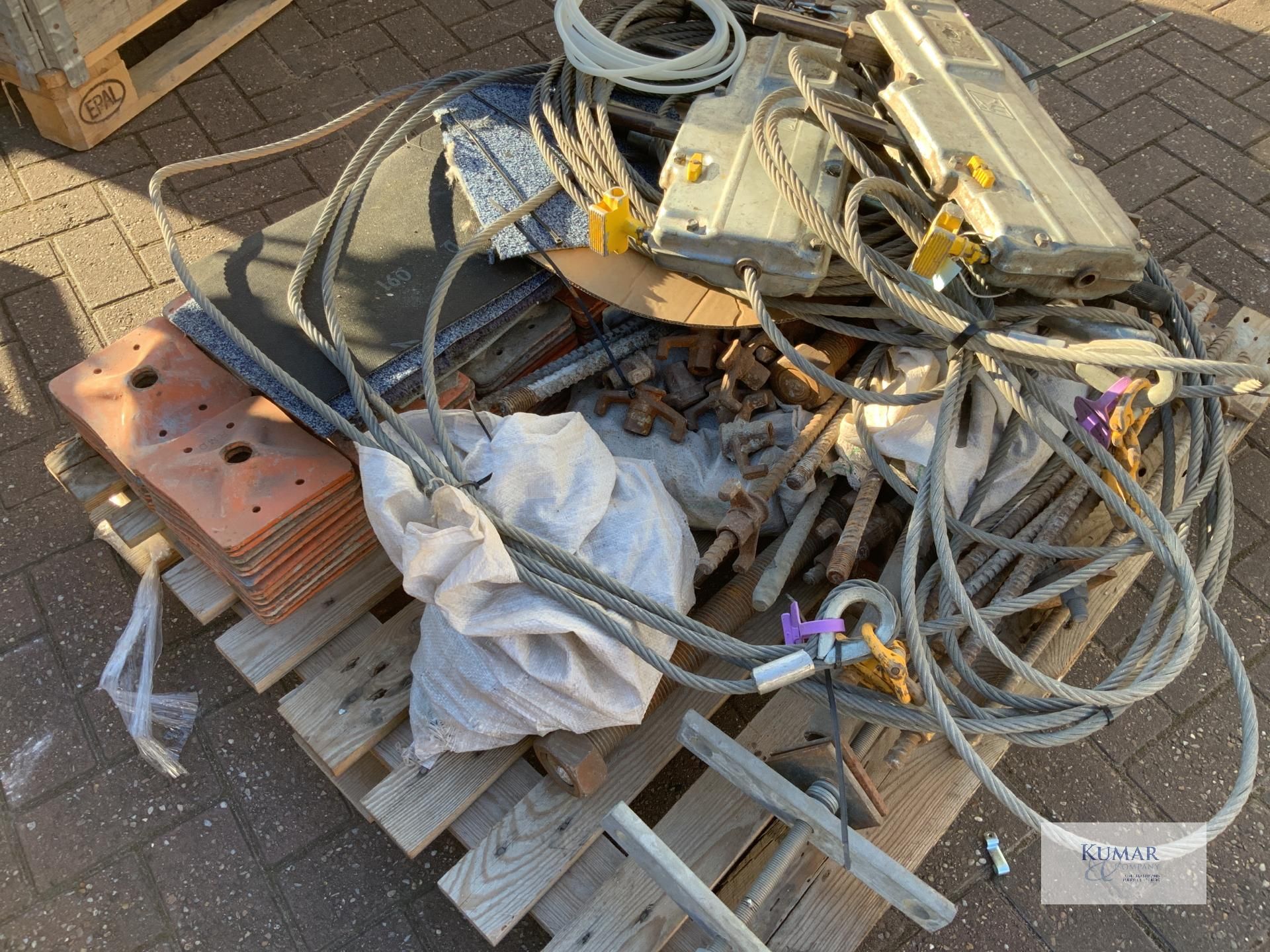 Pallet containing quantity of braided wire cable and pulleys - Image 5 of 6