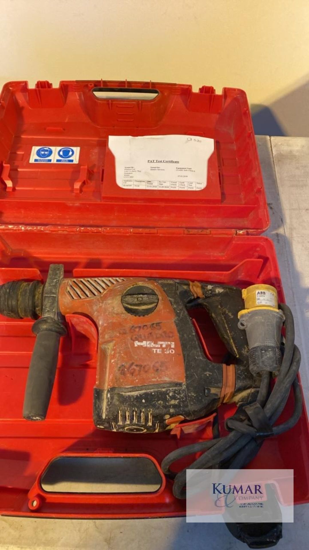 Hilti TE 30 Hammer Drill with Carry Case - Image 2 of 5