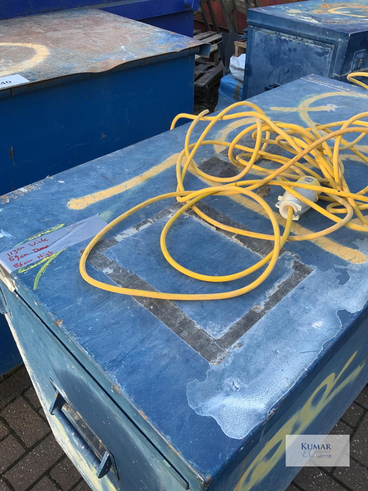 Site safety box on casters with keys - Image 4 of 5