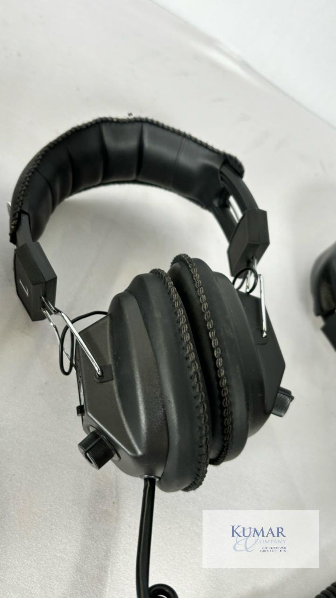 10x HD3030 Stereo Headphones - Image 3 of 4