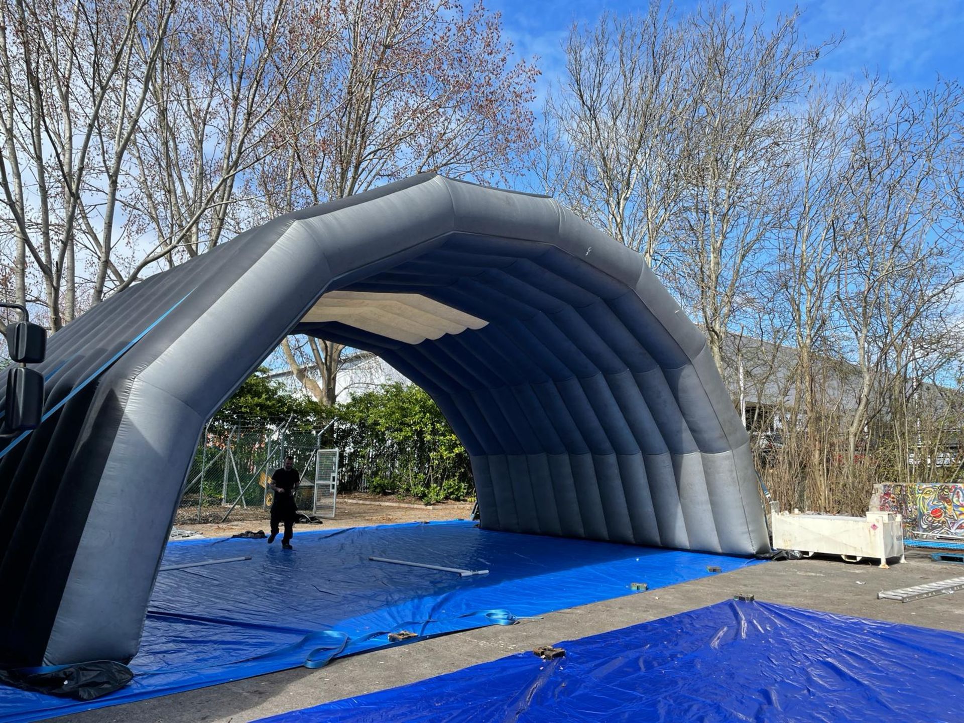 Air Dome 40ft x 24ft Large Stage Cover (Black and Silver) - Image 6 of 7
