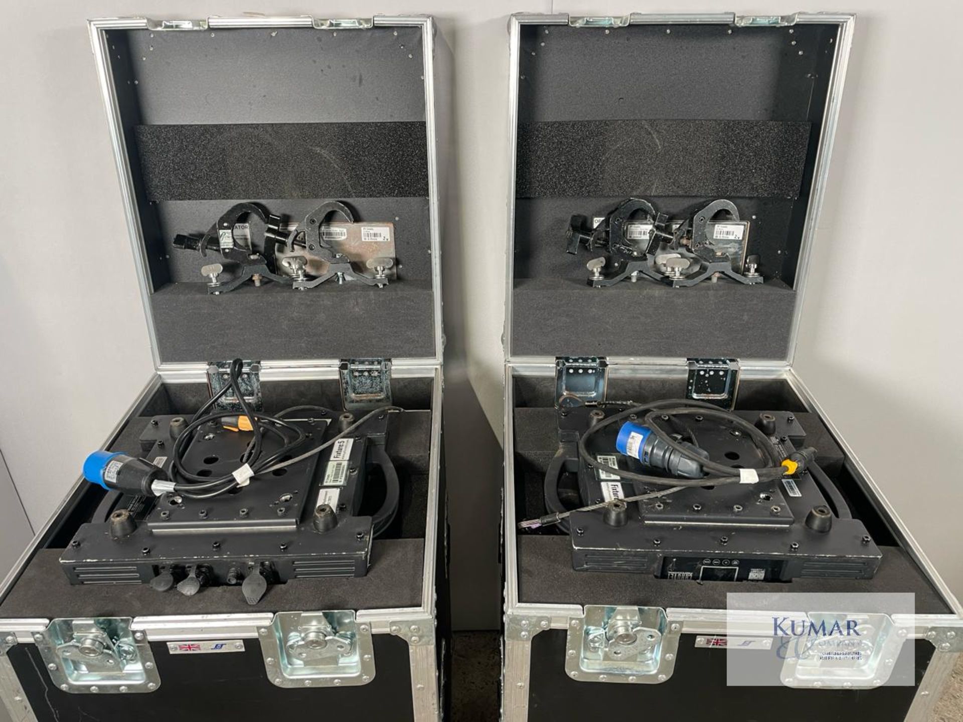 4x Units of Chauvet Rogue Outcast One Hybrid - in 5 STAR Flight Cases IP Hybrid Moving Heads with - Image 4 of 10