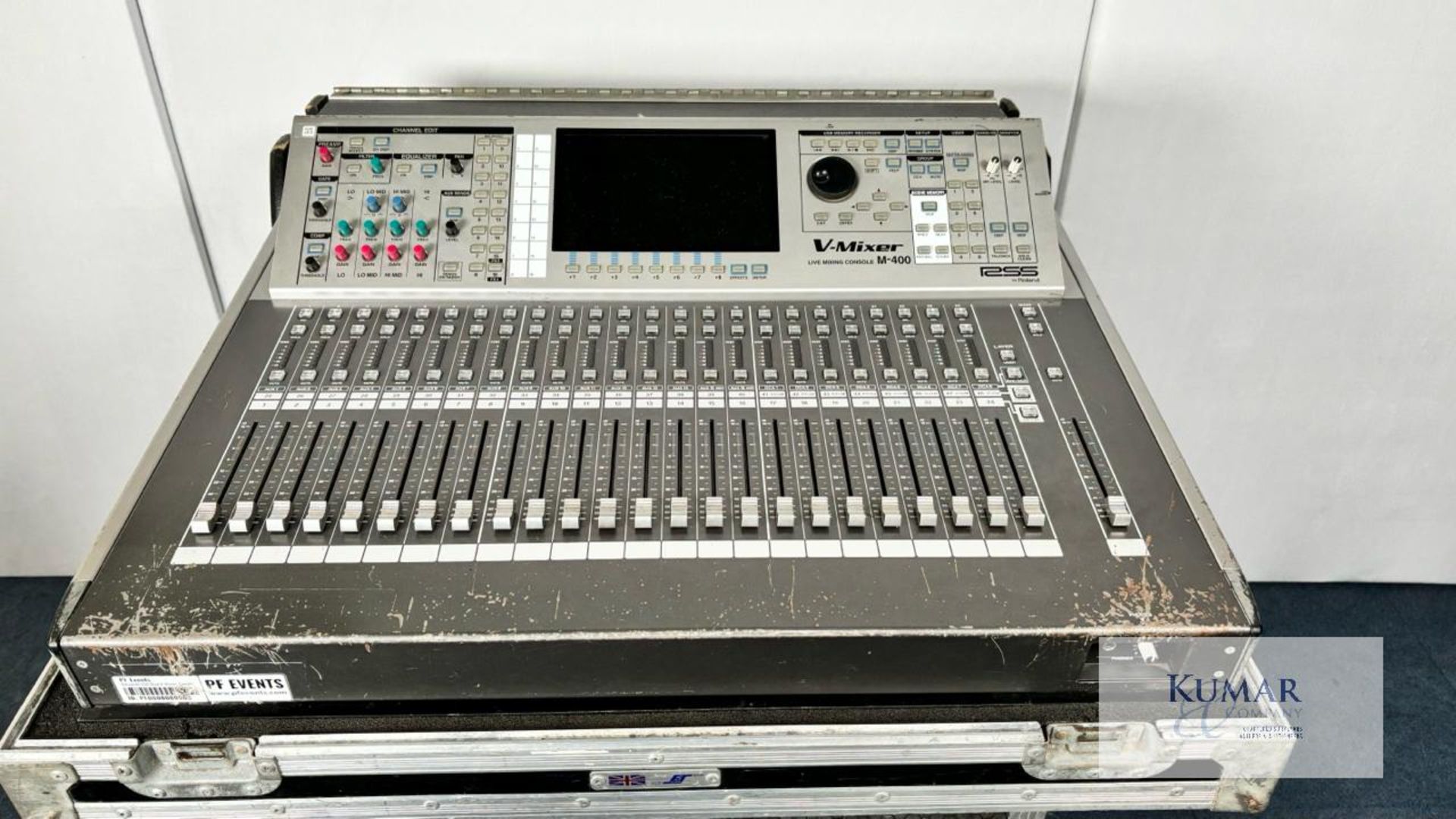ROLAND M400 Digital Mixing Desk with Roland REAC S-4000 Stage Box and Custom 100 meter Multicore