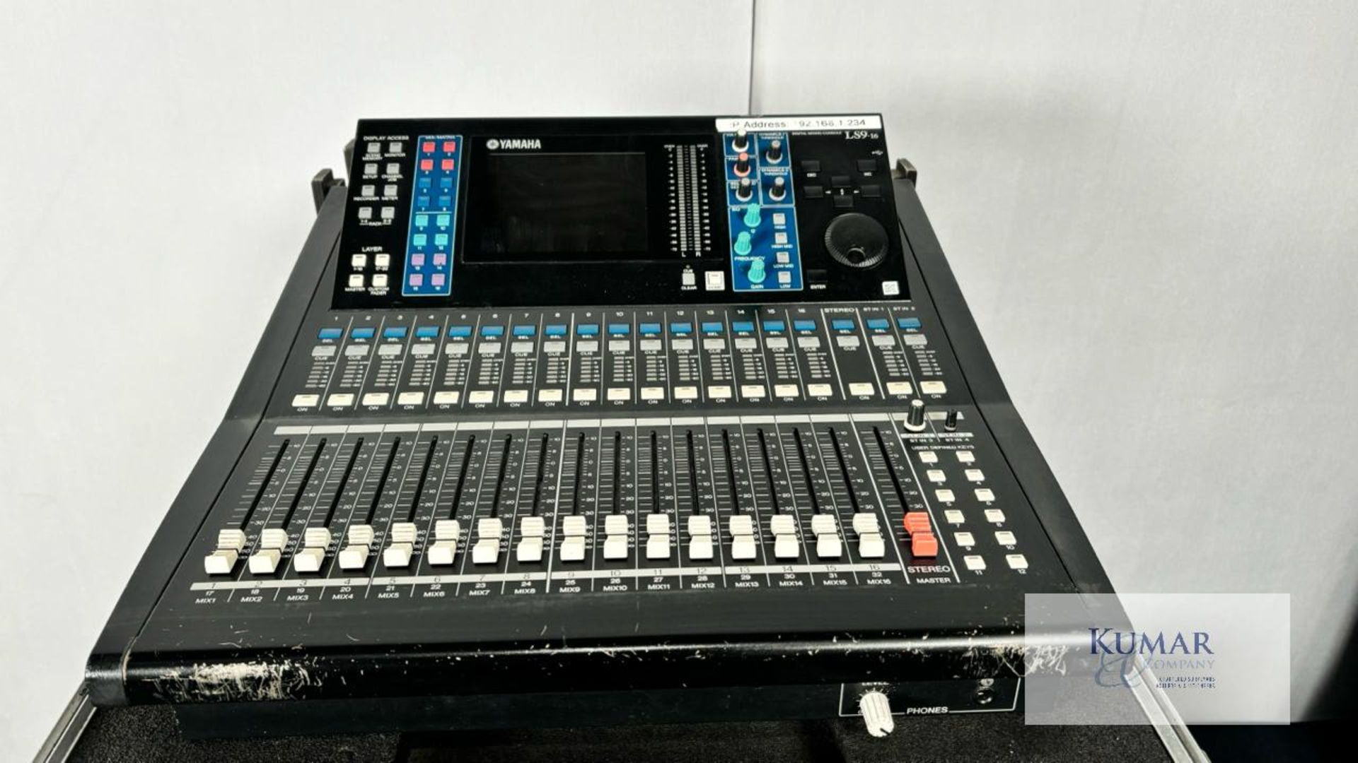 Yamaha LS9 16 Channel Digital Mixing Console in Flight Case Yamaha LS9-16 - Good working order. - Image 2 of 5