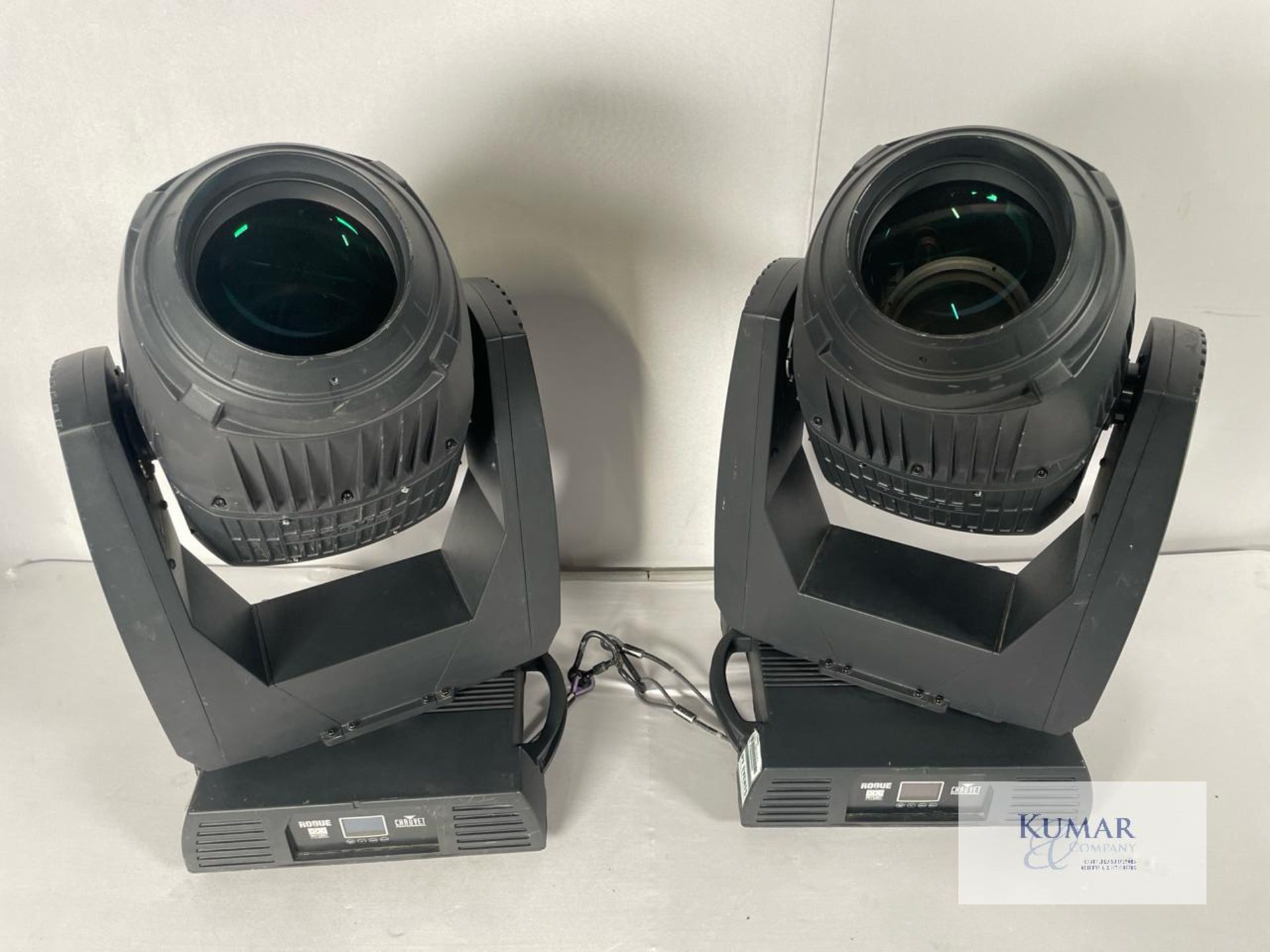 4x Units of Chauvet Rogue Outcast One Hybrid - in 5 STAR Flight Cases IP Hybrid Moving Heads with - Image 3 of 10