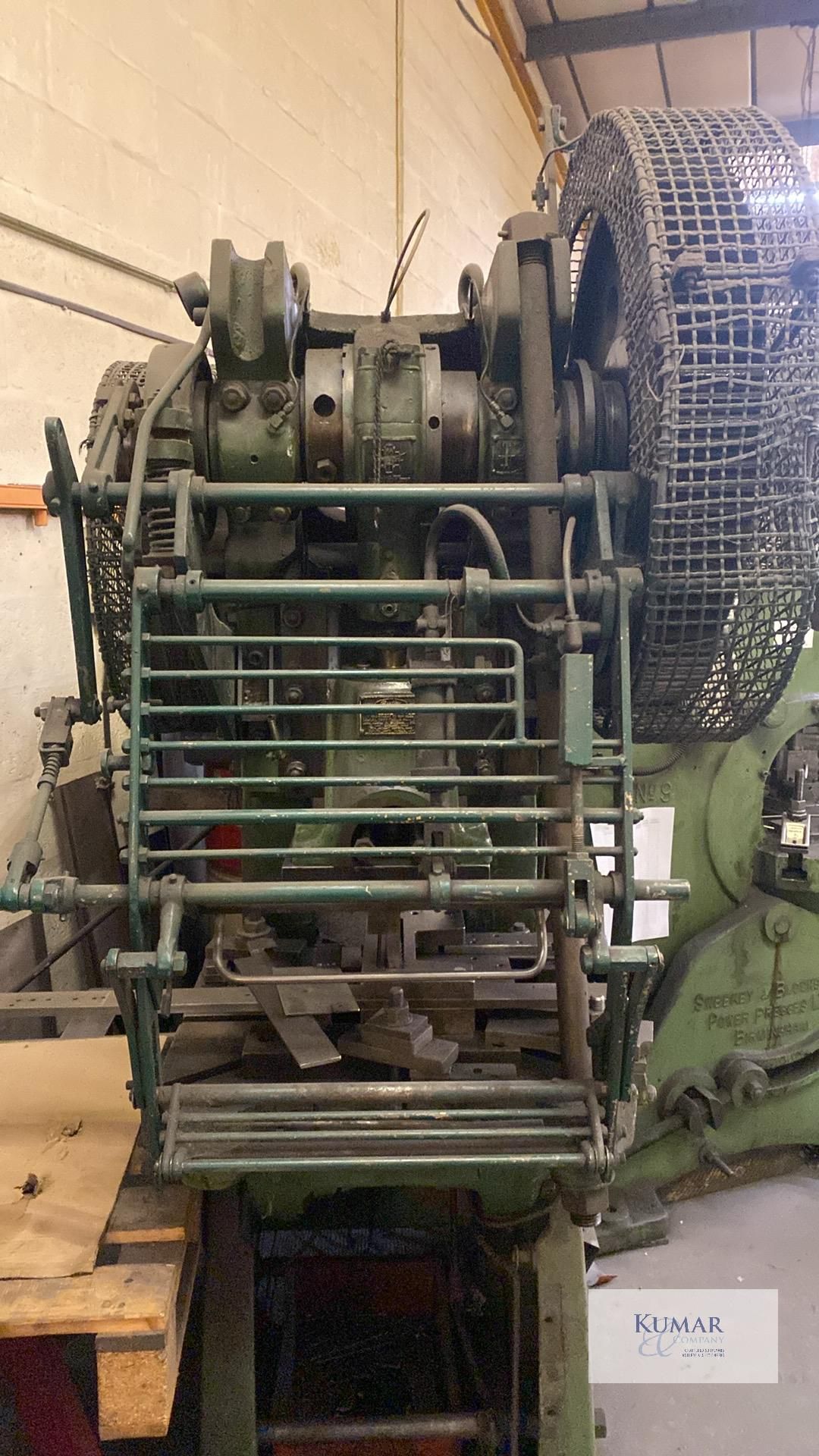 Bentley Mechanical Press. Approx 30 Tonne (Please note- Buyer is responsible for Dismantling and - Image 5 of 5