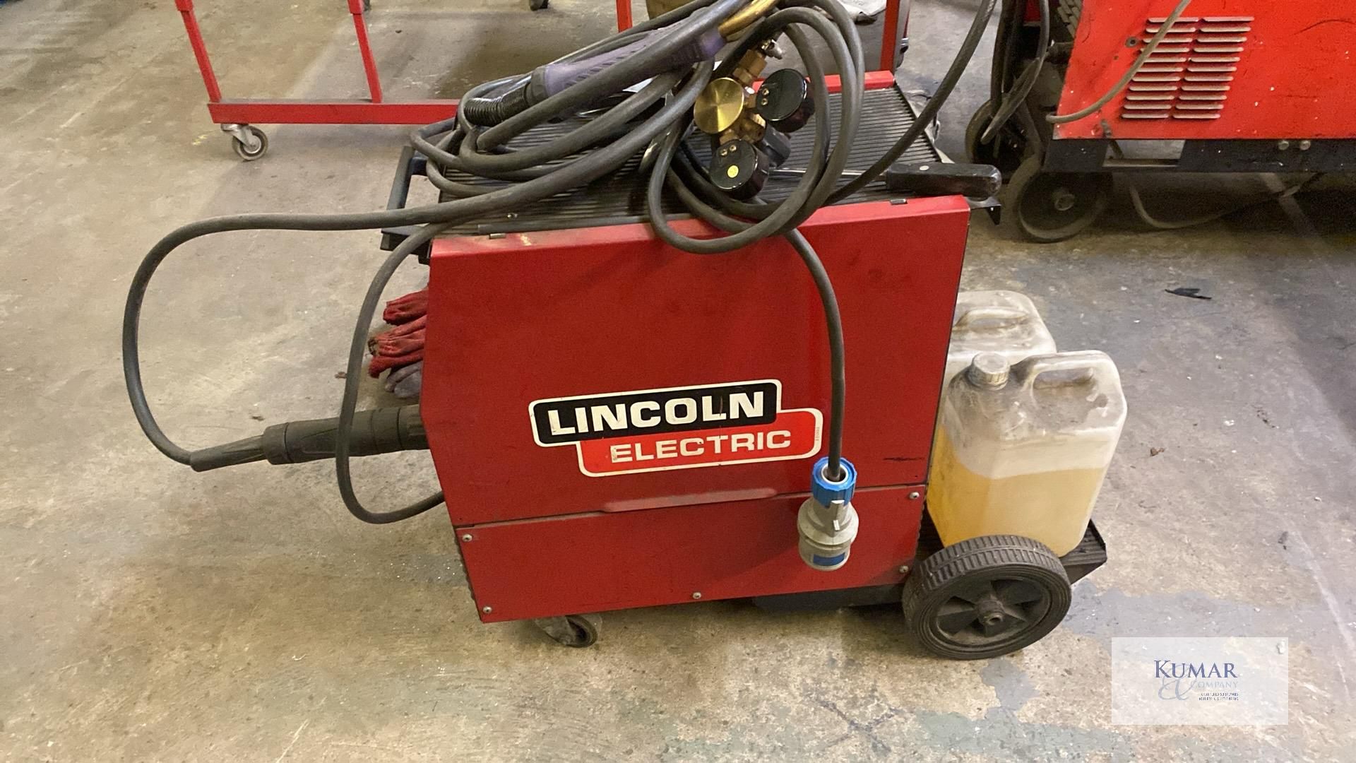 Lincoln Electric Compact 220 Welder  Collection Day – Tuesday 27th February Unit 4 Goscote - Image 2 of 5