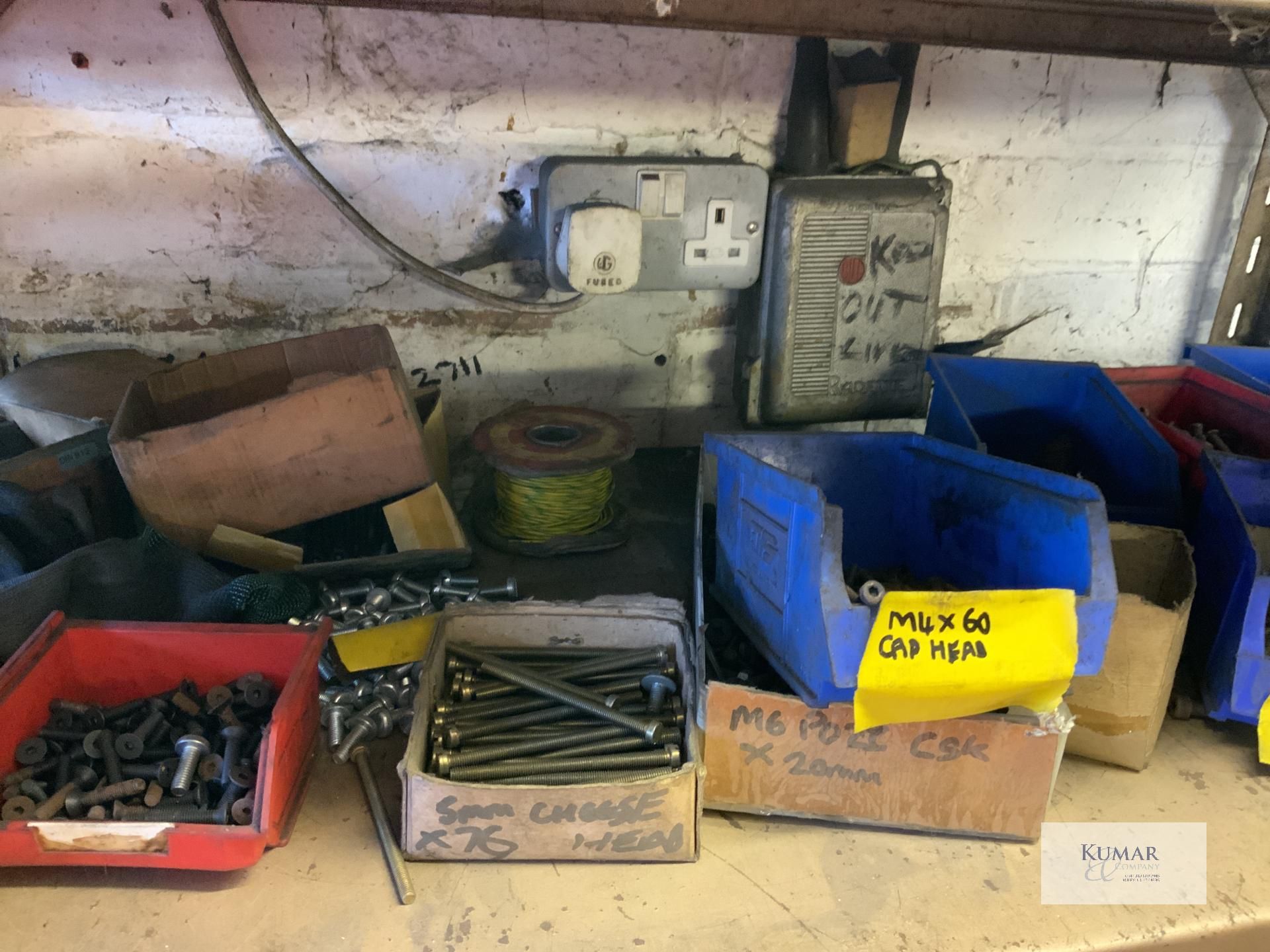 Shelving and contents, nuts, bolts, split pins Collection Day – Tuesday 27th February Old - Bild 3 aus 9