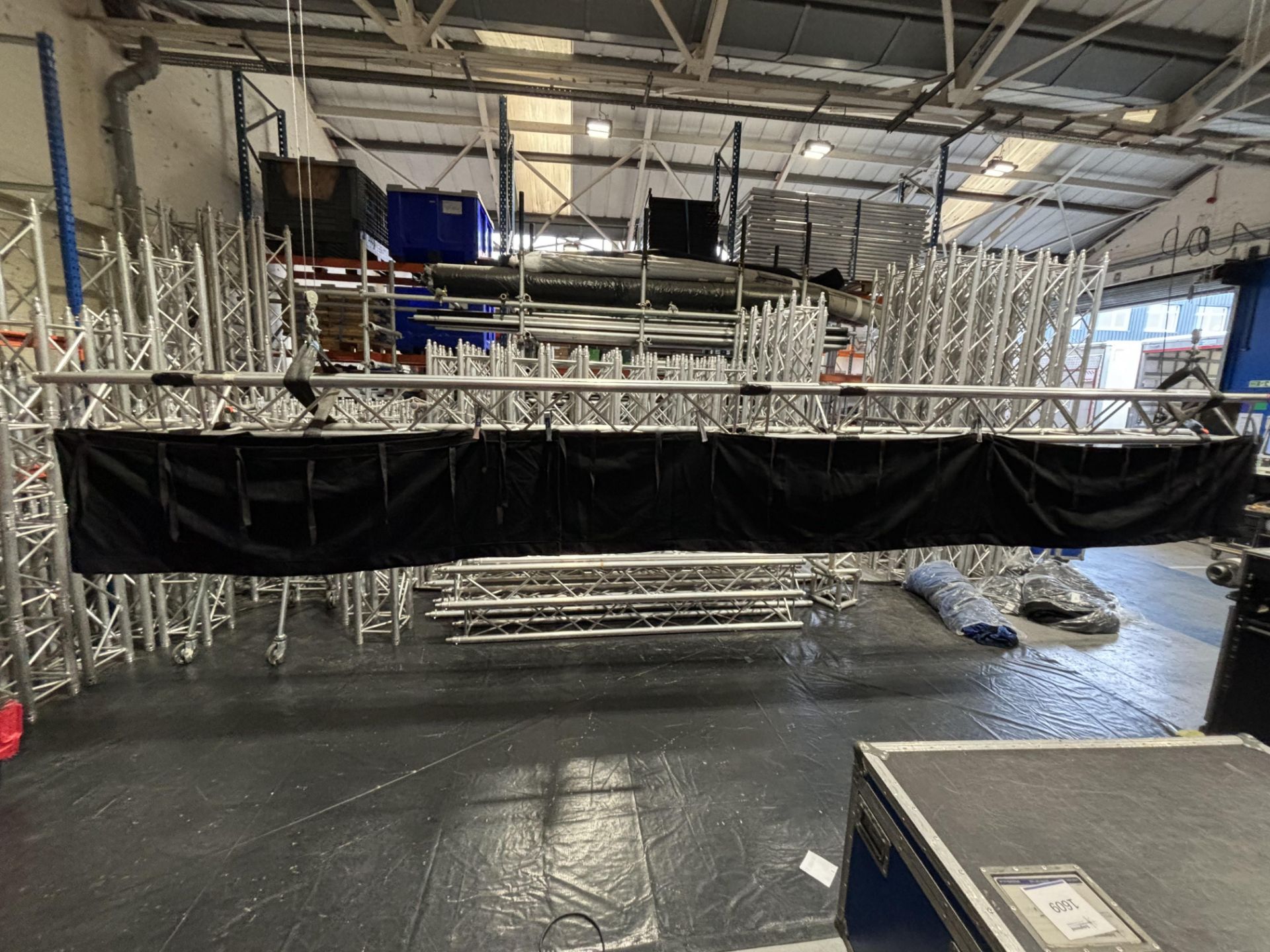 8x0.6 BWS truss border