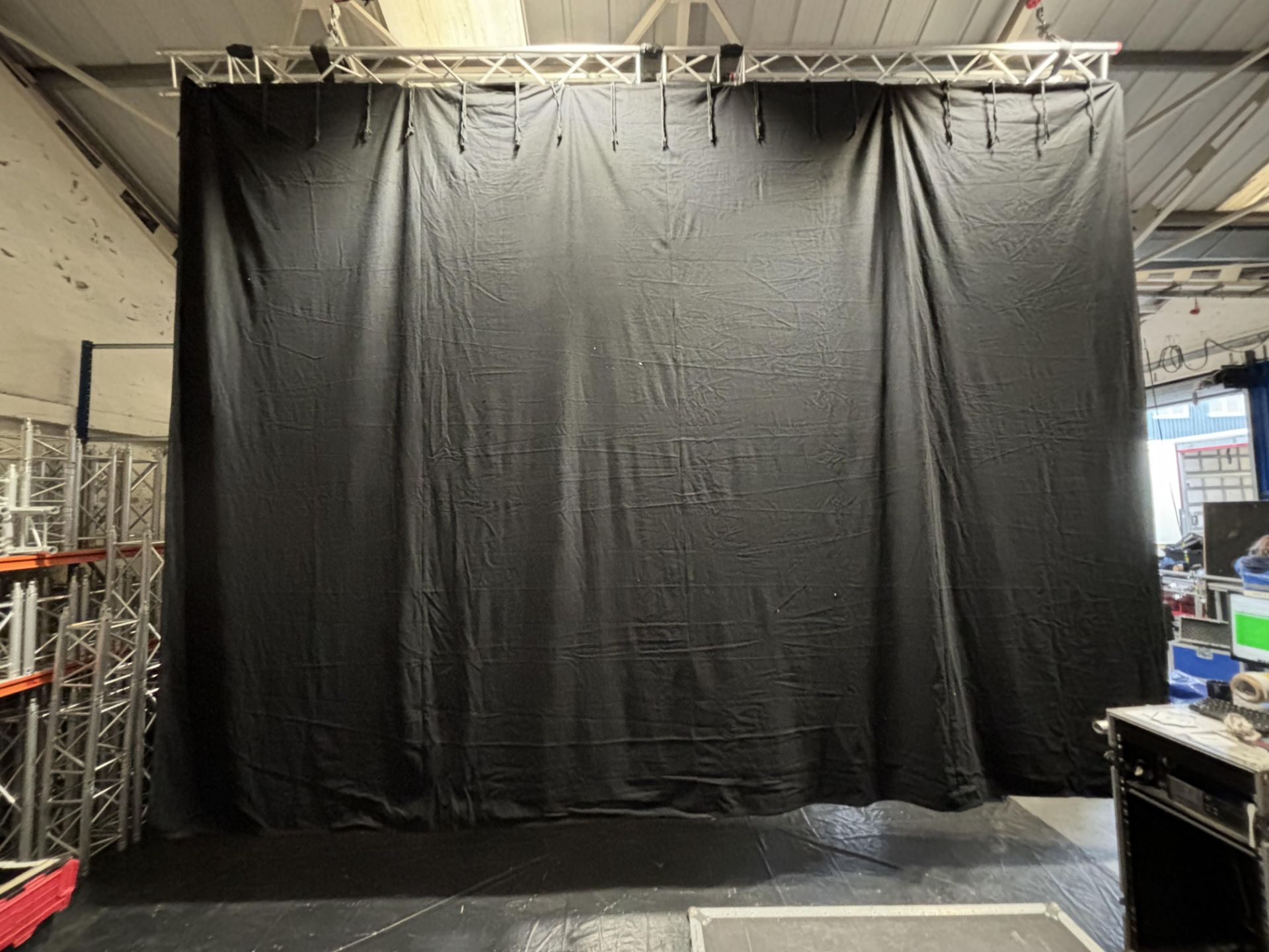 6 x 4.5m BWS Drape