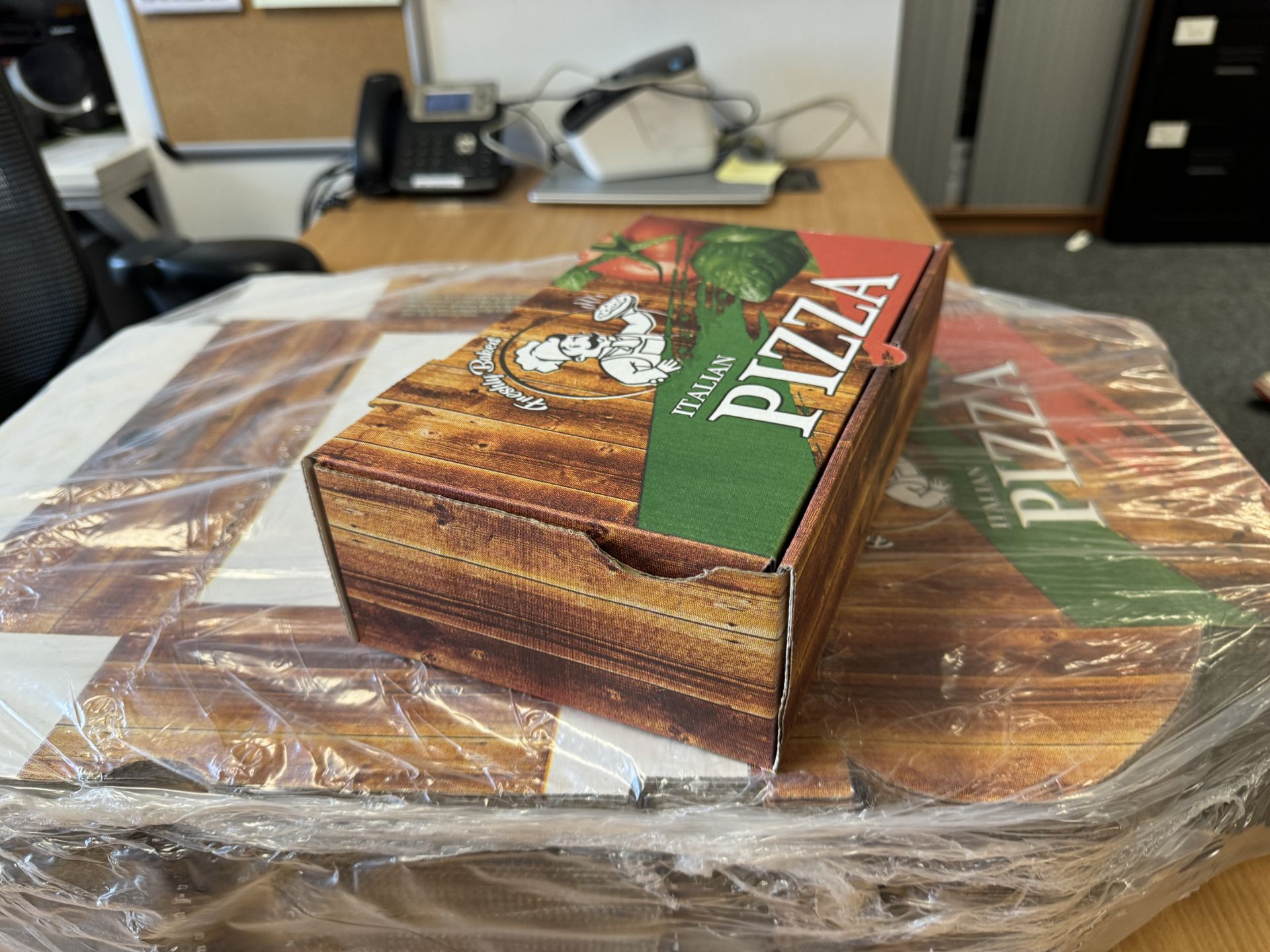 Circa 900 - Italian Pizza Calzone Boxes (Cardboard) - Multiple Uses RRP £130 - Bild 2 aus 12
