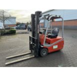 Cargo Model C 3 E 150 Tri Wheel Container Specification Electric Reach Truck