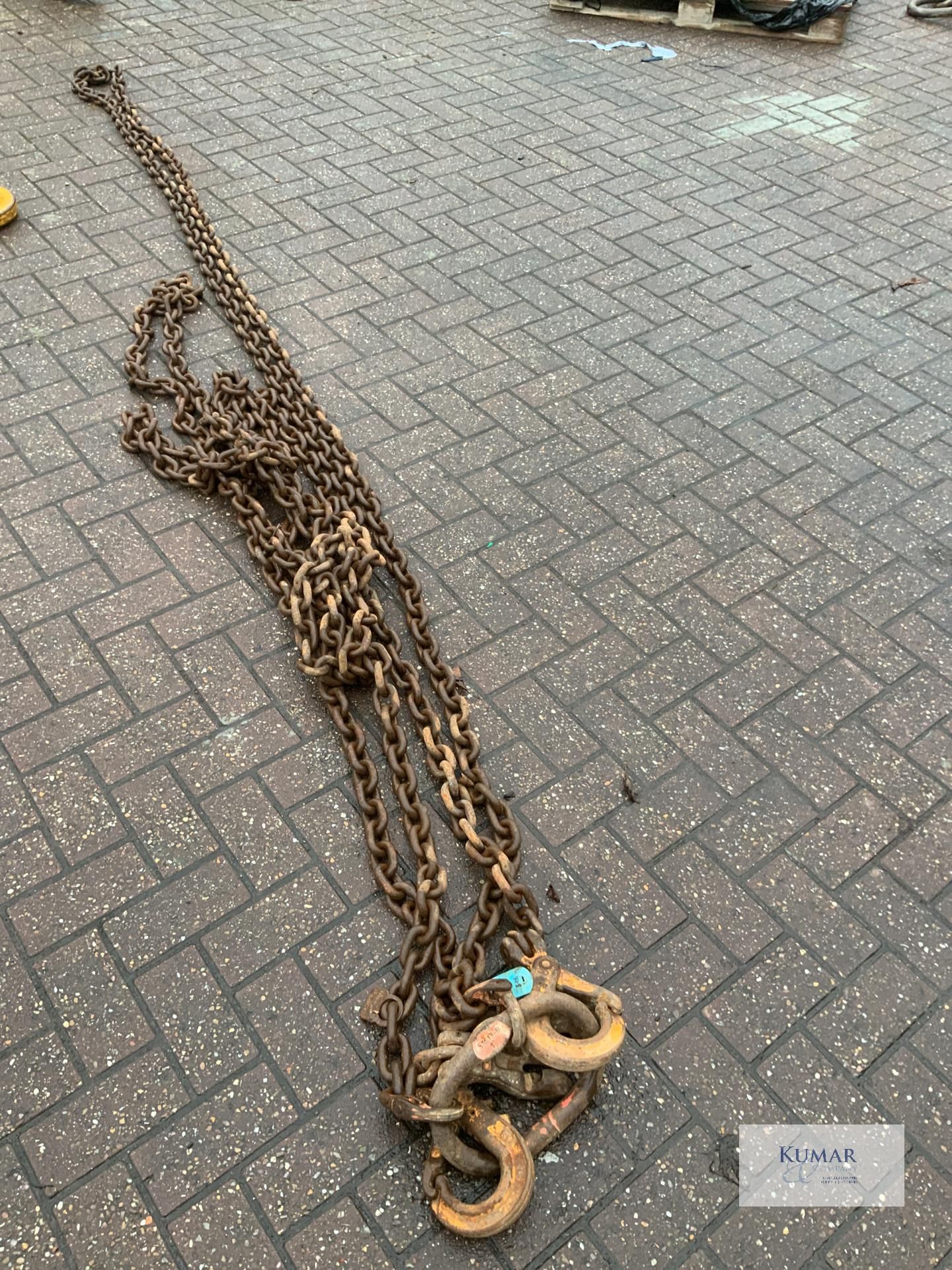1: 2 leg. 8 metre. 7.5 tonne lifting chains