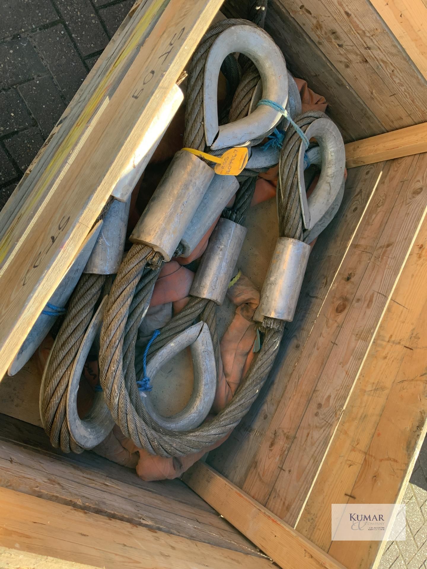 Box containing 4: braided wire lifting cable: 25 tonnes capacity each - Image 4 of 5