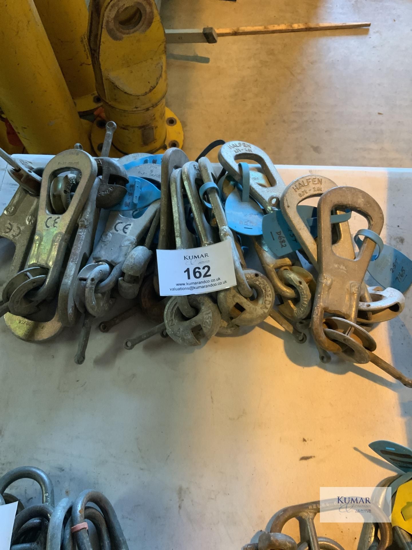 14: Halfen 2.5 tonne lifting anchors with swivel - Image 4 of 4